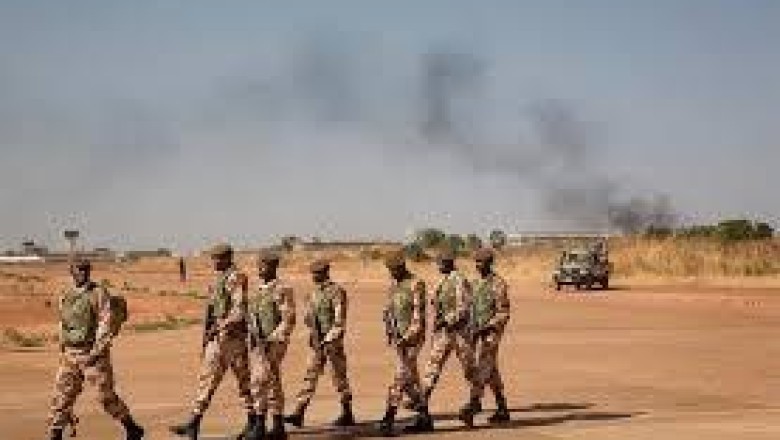 बंदूक की नोक पर पांच भारतीयों को उठा ले गए कट्टरपंथी संगठन से जुड़े आतंकी